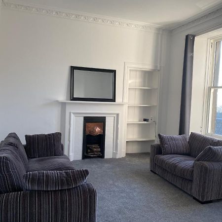 Carvetii: Edward House B. 2 Dbl bed 1st floor flat Appartement Dunfermline Buitenkant foto