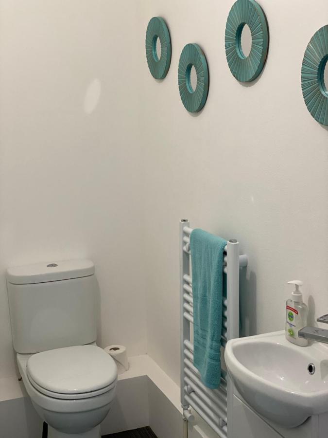 Carvetii: Edward House B. 2 Dbl bed 1st floor flat Appartement Dunfermline Buitenkant foto